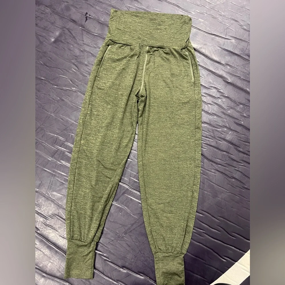Aerie high waisted jogger pants in olive green‎ size S/TP - Picture 8 of 10